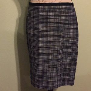 Black and white skirt only worn twice
